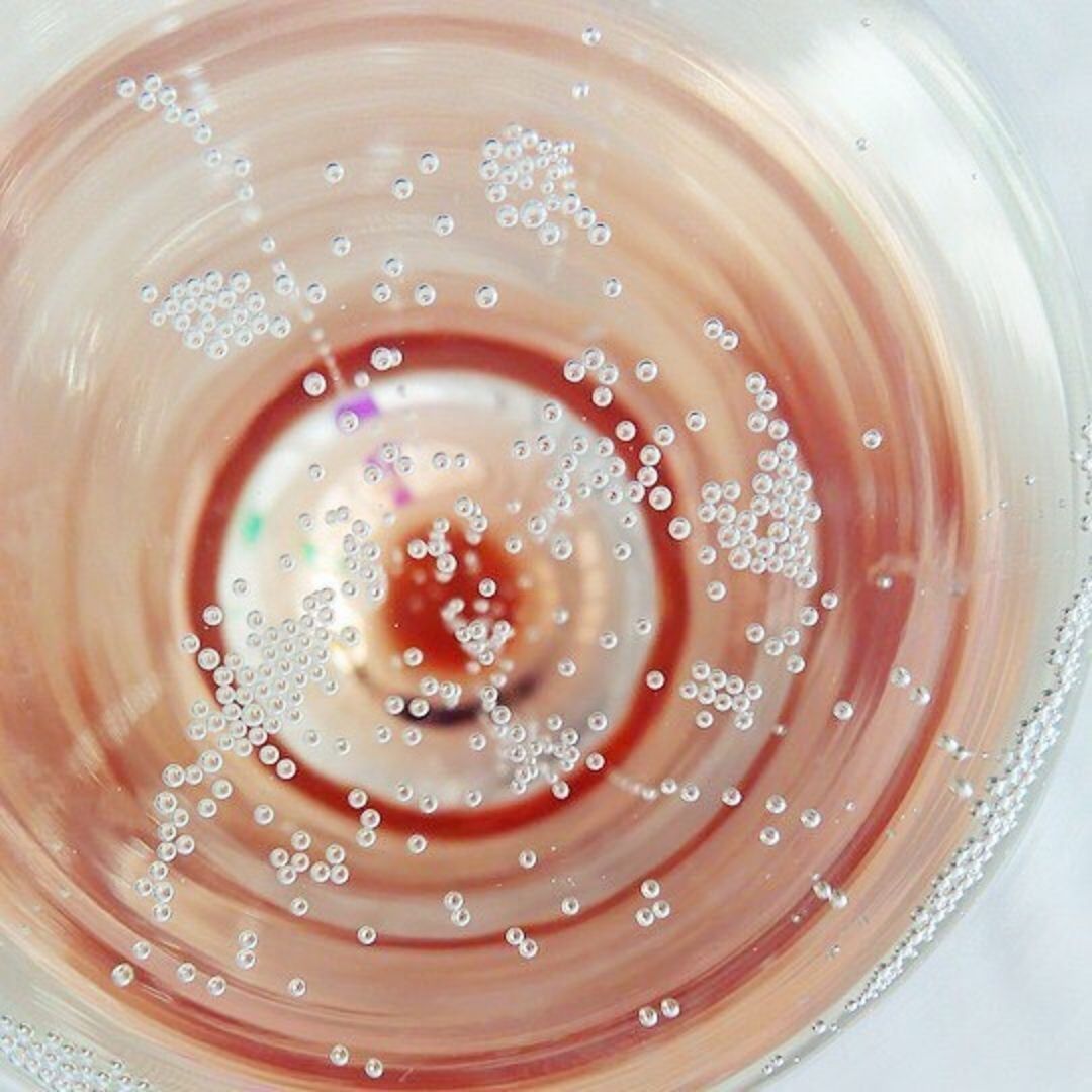 Volare Sparkling wine, 750ml, 7.0% abv Saraceni Wines